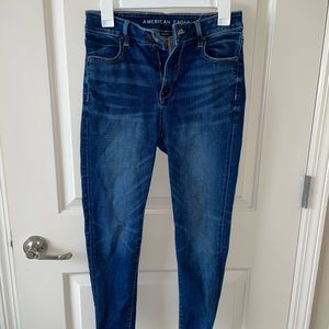 American Eagle Super Stretch jegging/ skinny Jean, size 10 Extra Short